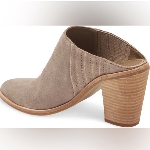 Marc fisher Gabbi leather almond shoes size 6.5 - Picture 3 of 13